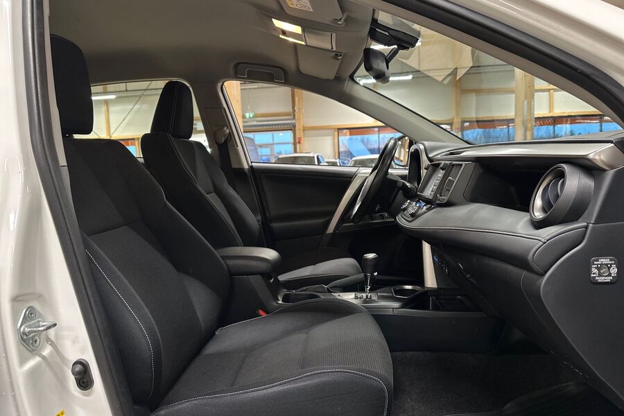 Toyota RAV4 vaihtoauto