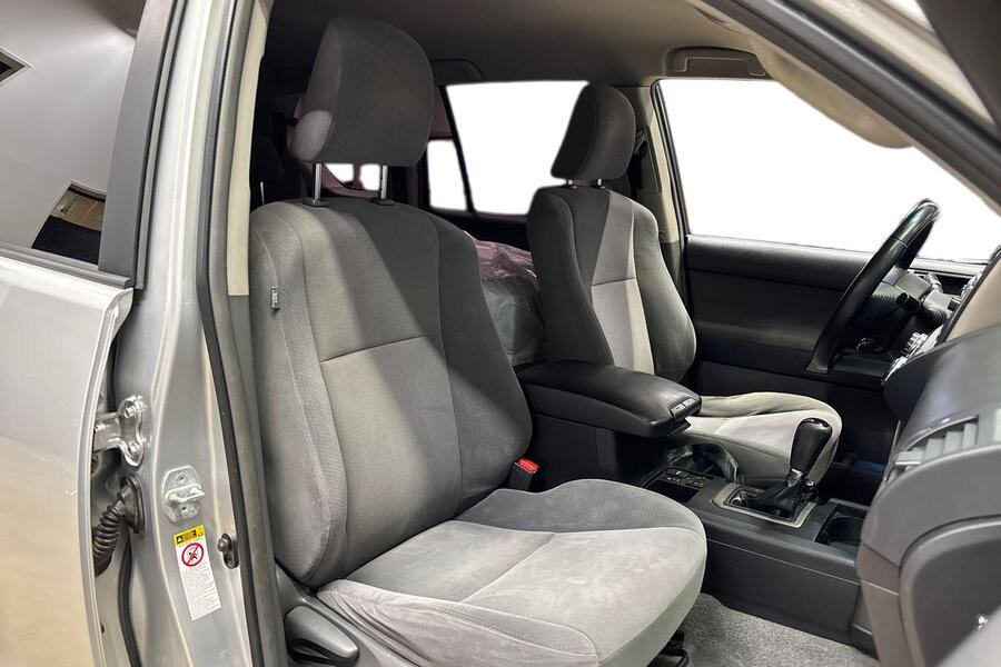 Toyota Land Cruiser vaihtoauto