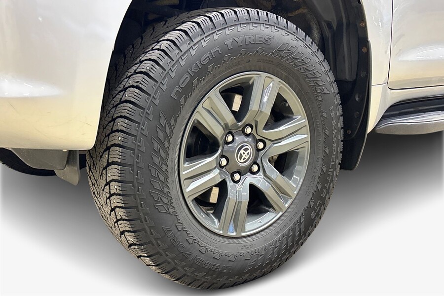 Toyota Land Cruiser vaihtoauto