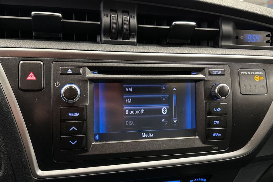 Toyota Auris vaihtoauto