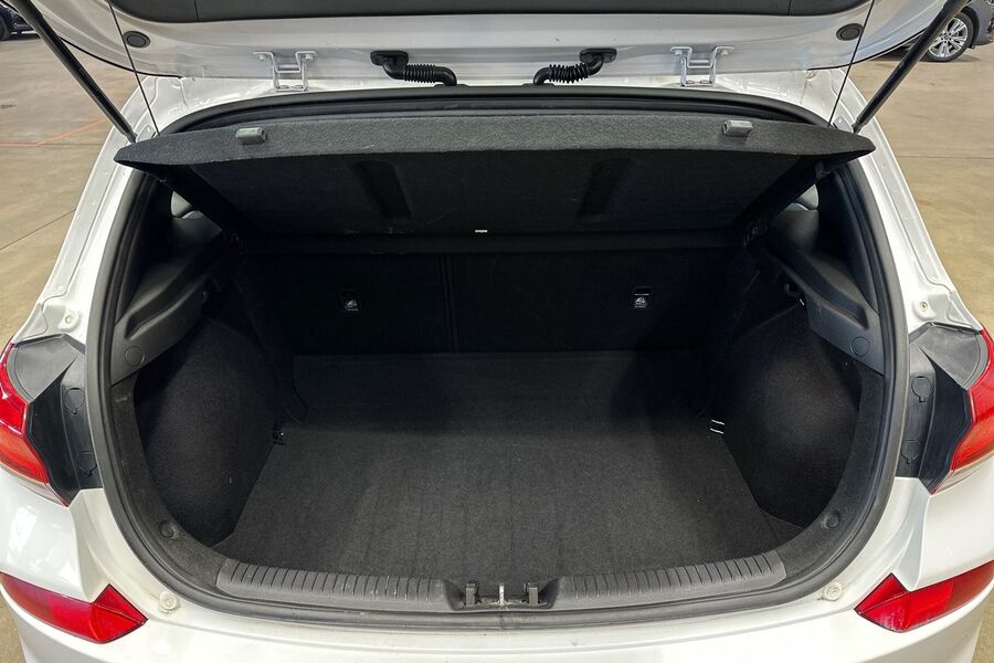 Hyundai i30 Hatchback vaihtoauto