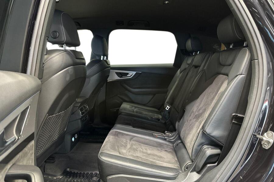 Audi Q7 vaihtoauto