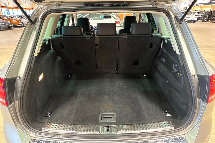 Volkswagen Touareg vaihtoauto