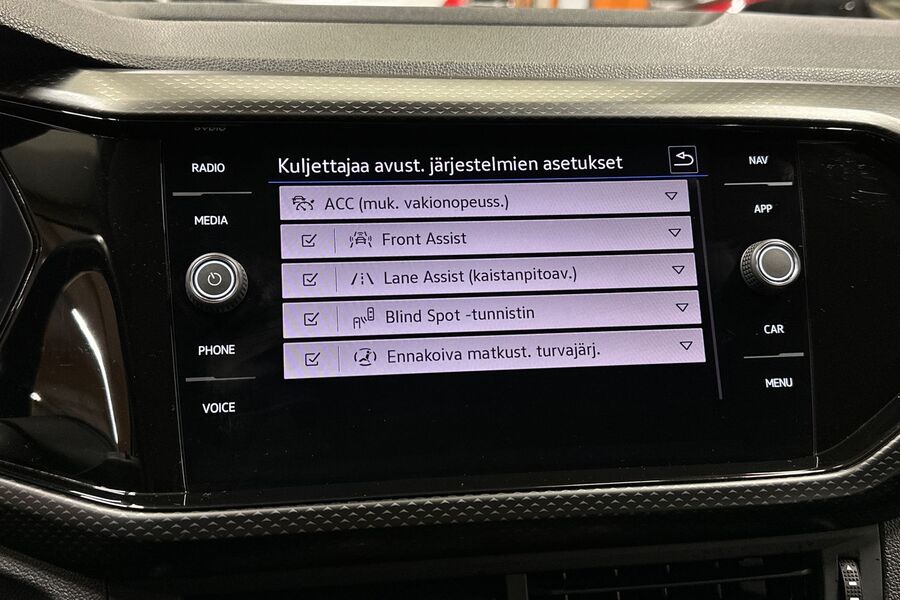 Volkswagen T-Cross vaihtoauto