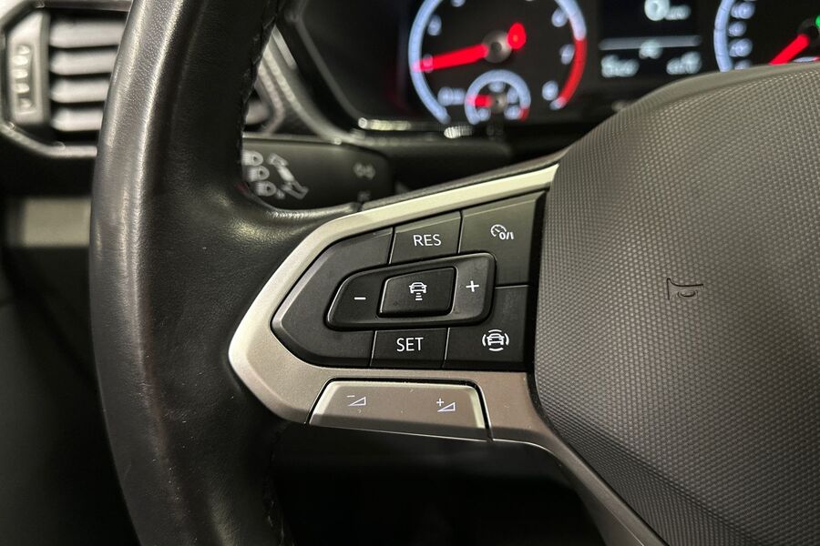 Volkswagen T-Cross vaihtoauto