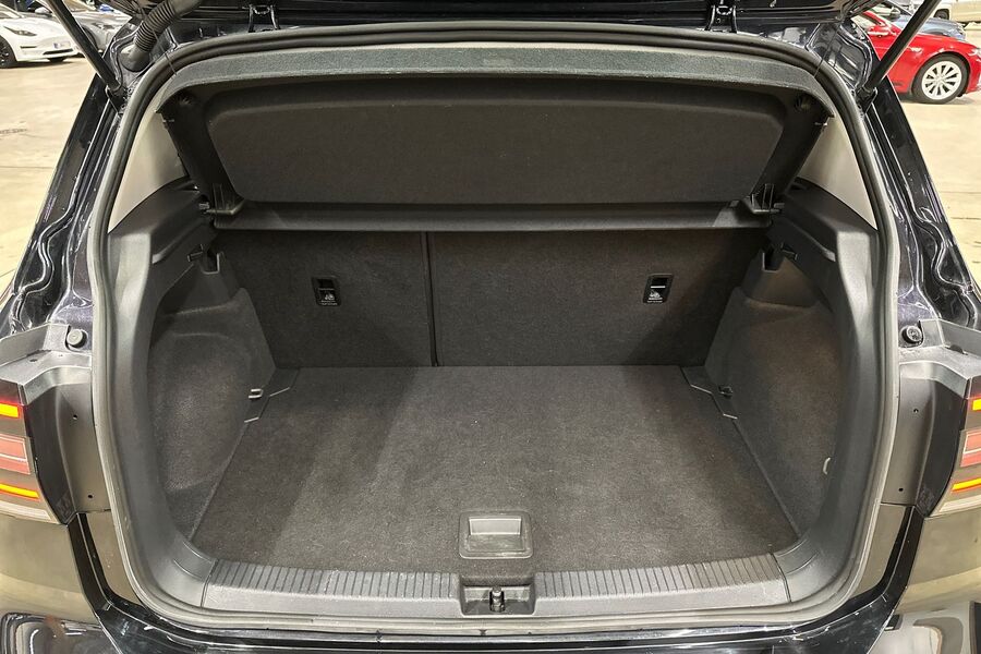 Volkswagen T-Cross vaihtoauto