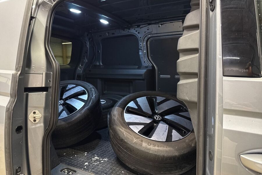 Volkswagen ID. Buzz vaihtoauto