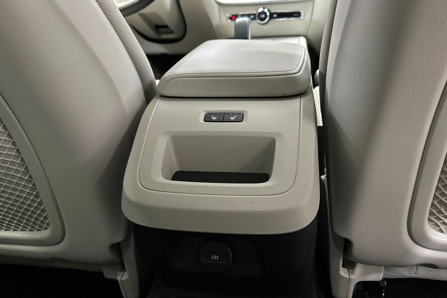 Volvo V60 Cross Country vaihtoauto