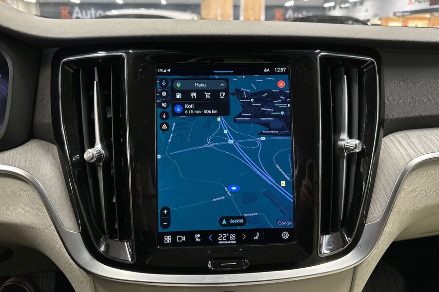 Volvo V60 Cross Country vaihtoauto