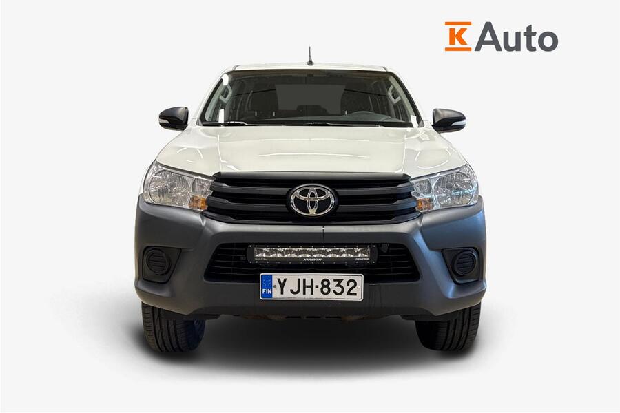 Toyota Hilux vaihtoauto
