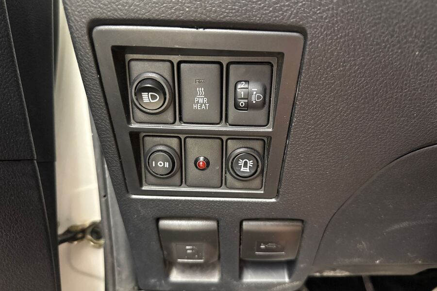 Toyota Hilux vaihtoauto