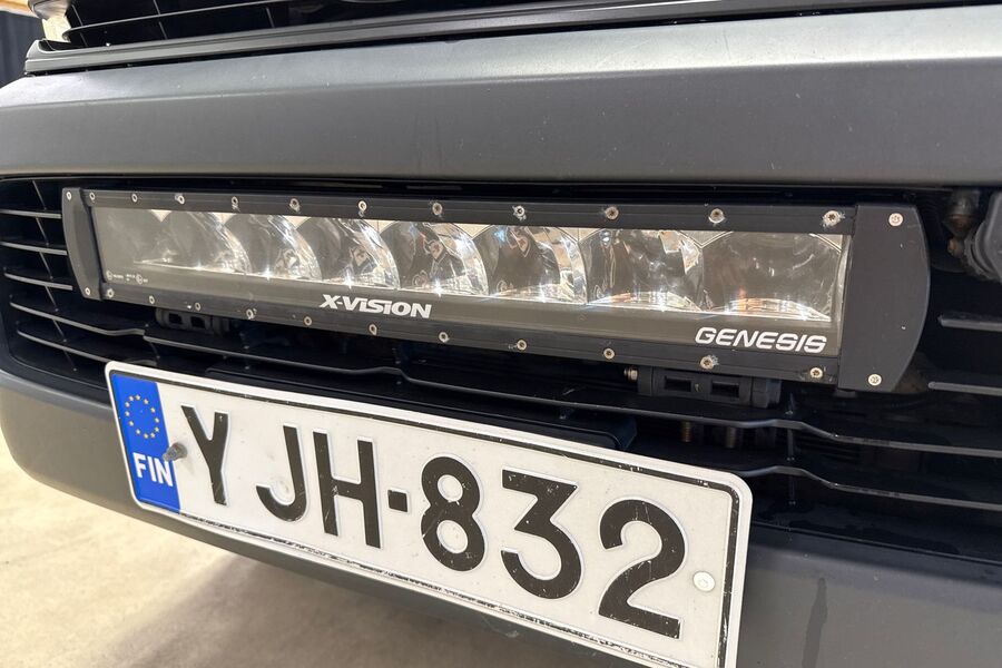 Toyota Hilux vaihtoauto