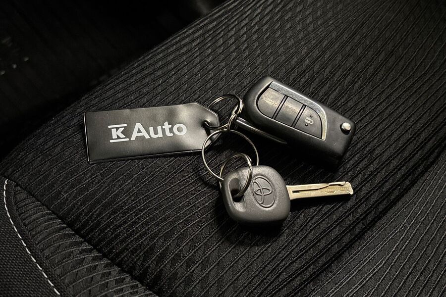 Toyota Hilux vaihtoauto