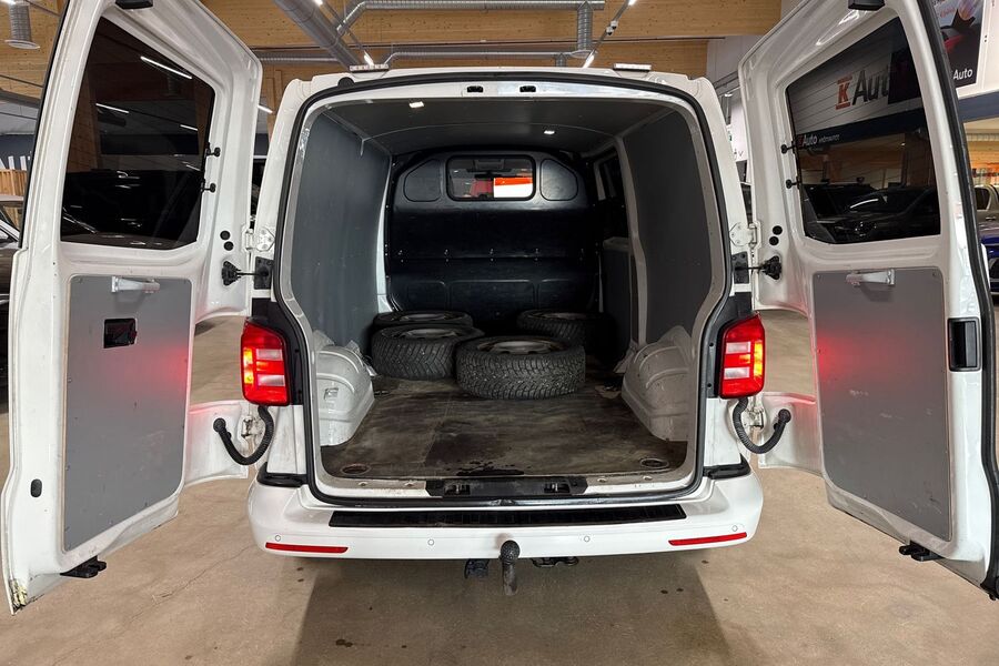 Volkswagen Transporter vaihtoauto