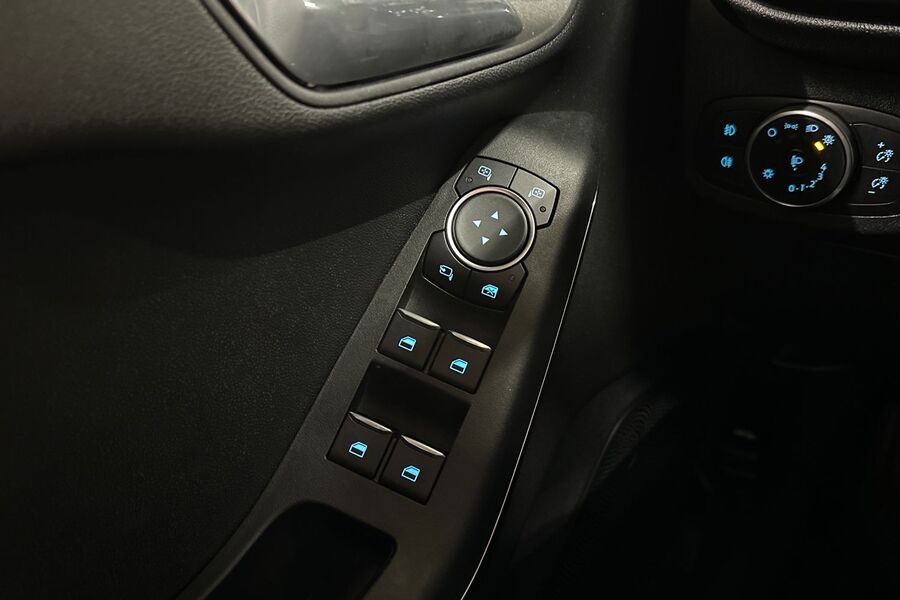 Ford Fiesta vaihtoauto