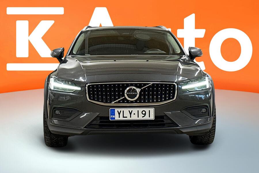 Volvo V60 Cross Country vaihtoauto