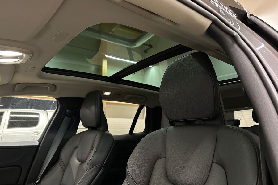 Volvo V60 Cross Country vaihtoauto