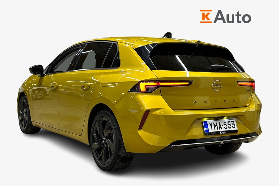 Opel Astra vaihtoauto