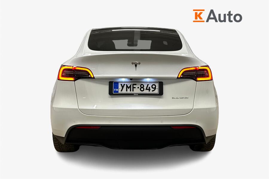 Tesla Model Y vaihtoauto