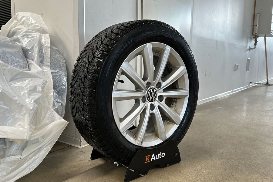 Volkswagen T-Roc vaihtoauto