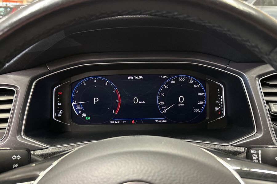 Volkswagen T-Roc vaihtoauto