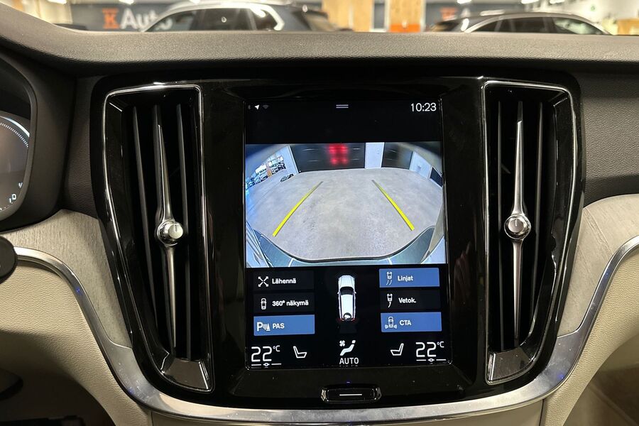 Volvo V60 vaihtoauto