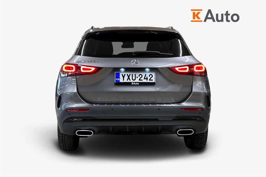 Mercedes-Benz GLA vaihtoauto