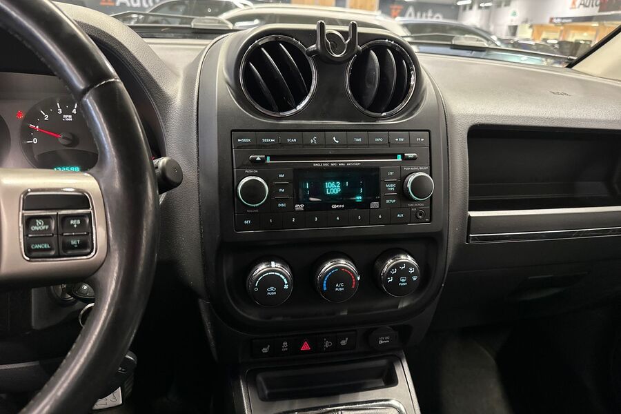 Jeep Compass vaihtoauto