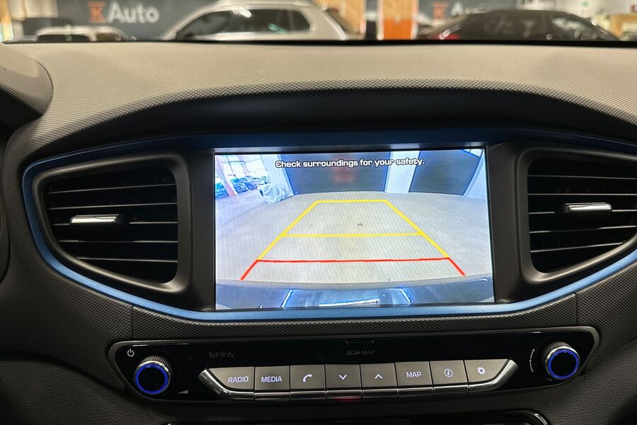 Hyundai IONIQ hybrid vaihtoauto