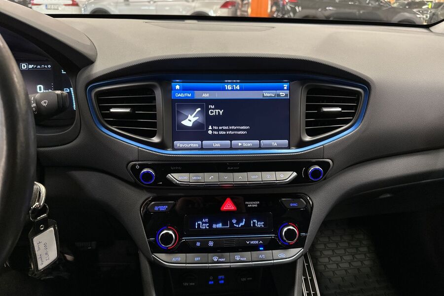 Hyundai IONIQ hybrid vaihtoauto