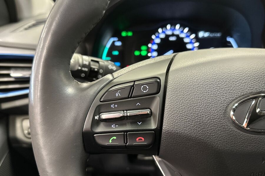 Hyundai IONIQ hybrid vaihtoauto