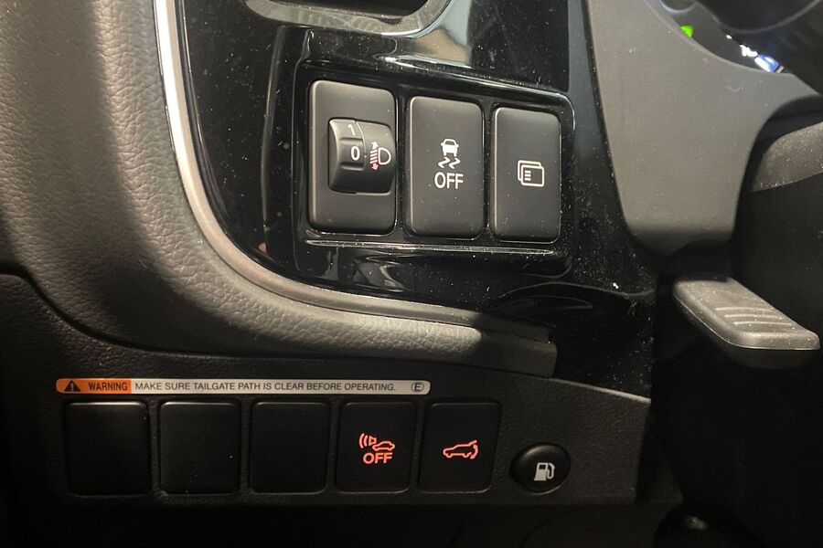 Mitsubishi Outlander PHEV vaihtoauto