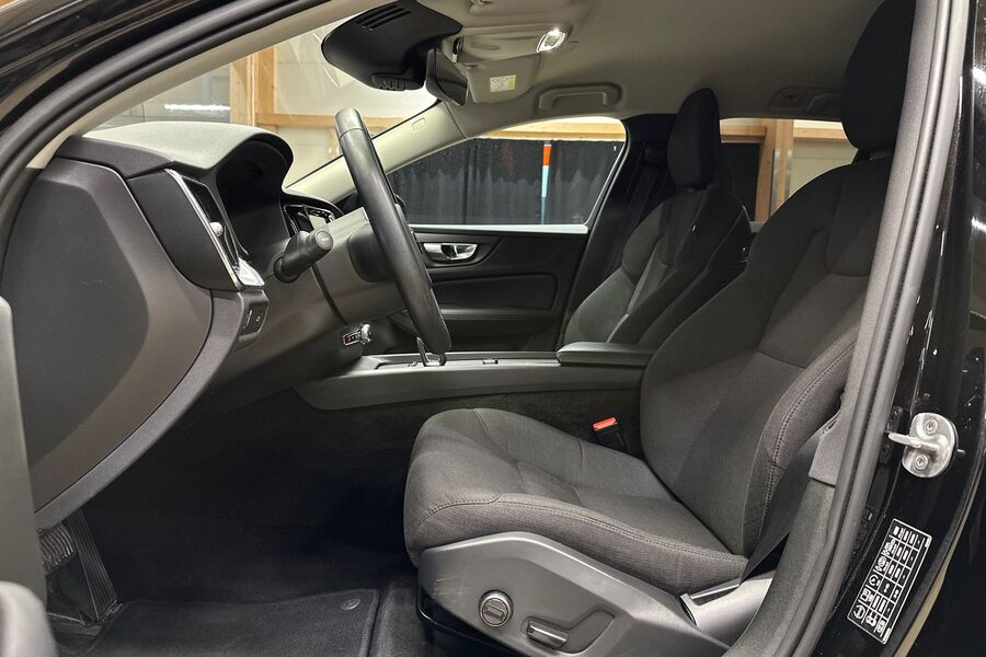 Volvo V60 Cross Country vaihtoauto