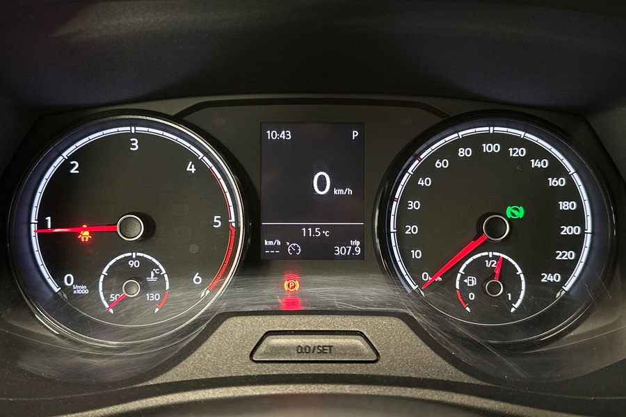 Volkswagen Caravelle vaihtoauto