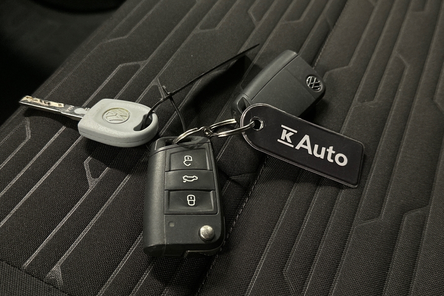 Volkswagen Caravelle vaihtoauto