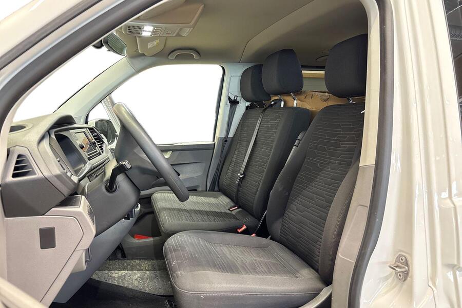 Volkswagen Caravelle vaihtoauto