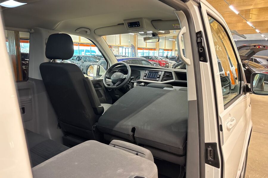 Volkswagen Caravelle vaihtoauto