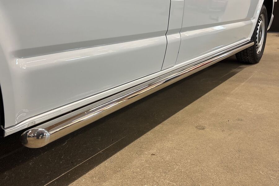 Volkswagen Caravelle vaihtoauto