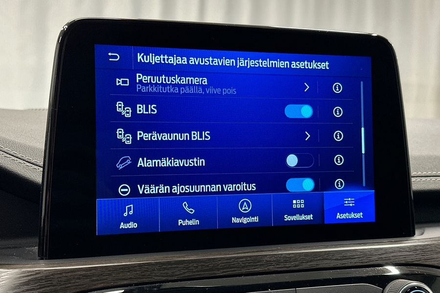 Ford Kuga vaihtoauto