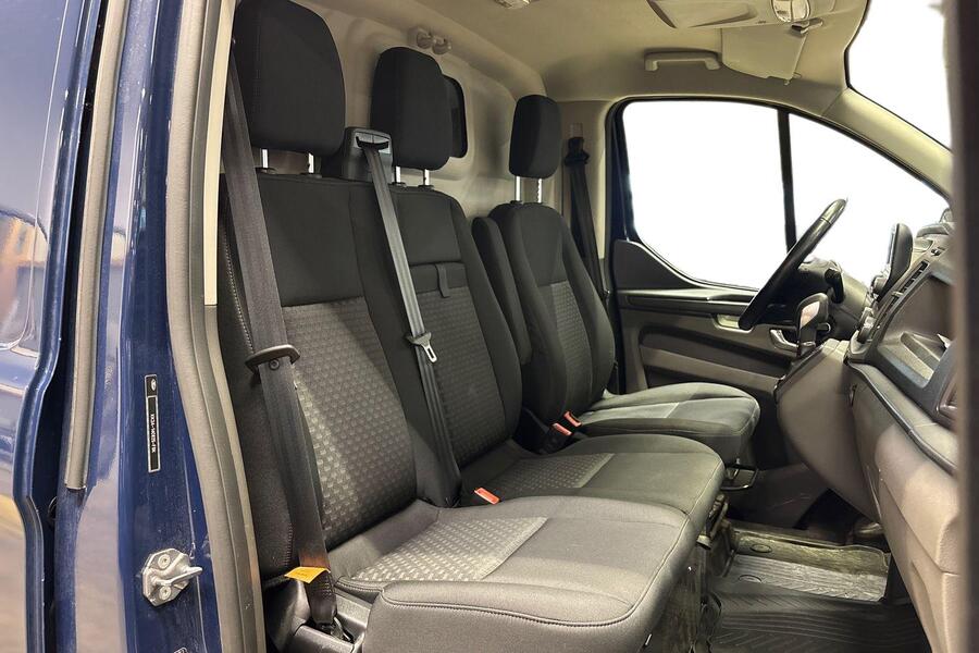 Ford Transit Custom vaihtoauto