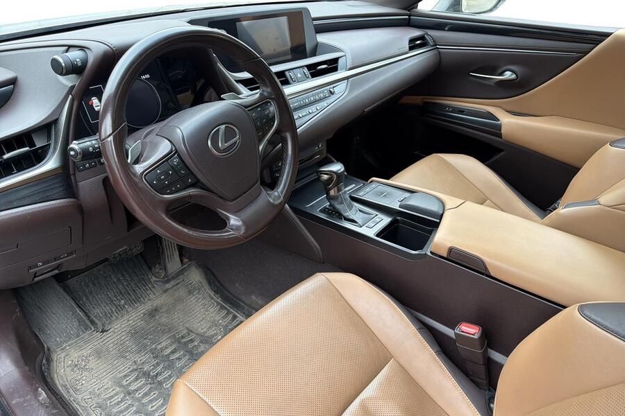 Lexus ES vaihtoauto