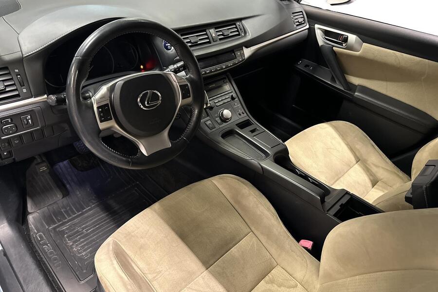 Lexus CT vaihtoauto