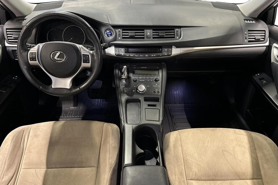 Lexus CT vaihtoauto