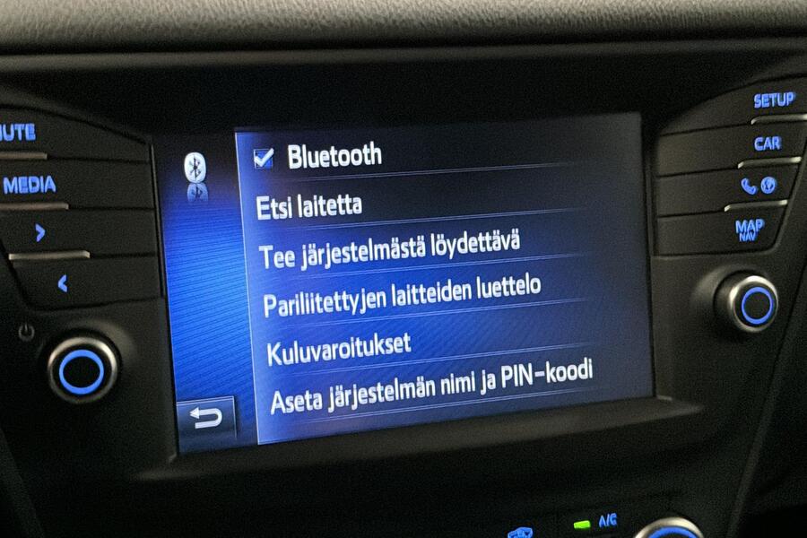 Toyota Avensis vaihtoauto