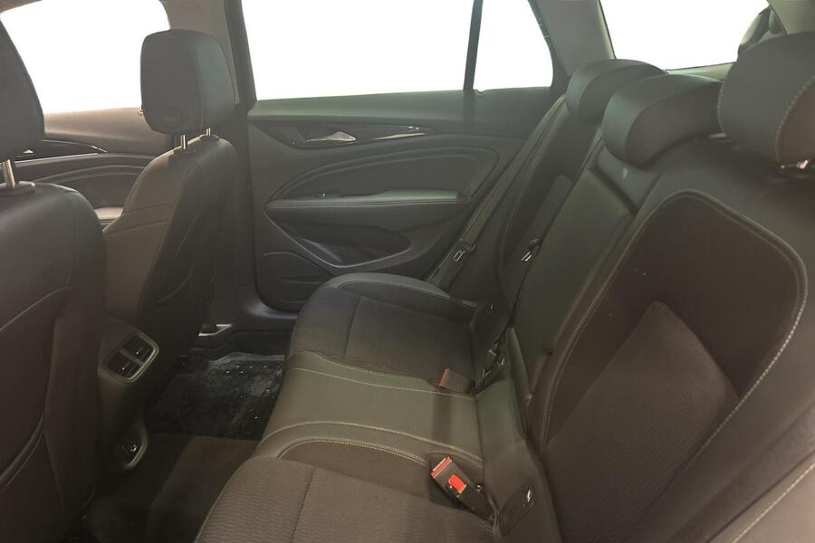 Opel Insignia vaihtoauto