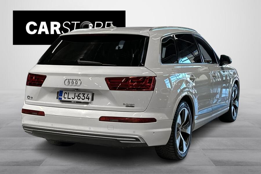 Audi Q7 vaihtoauto
