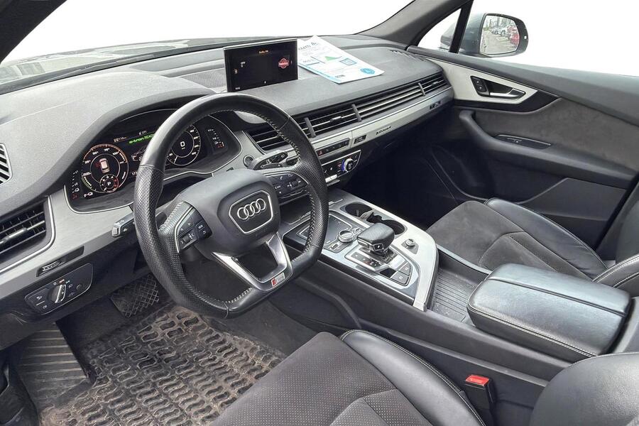 Audi Q7 vaihtoauto