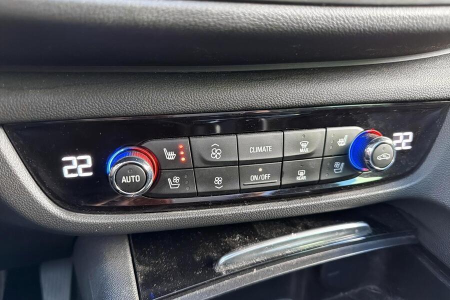 Opel Insignia vaihtoauto