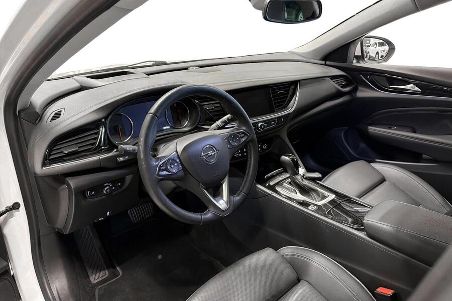 Opel Insignia vaihtoauto