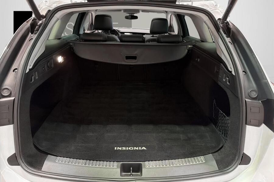 Opel Insignia vaihtoauto